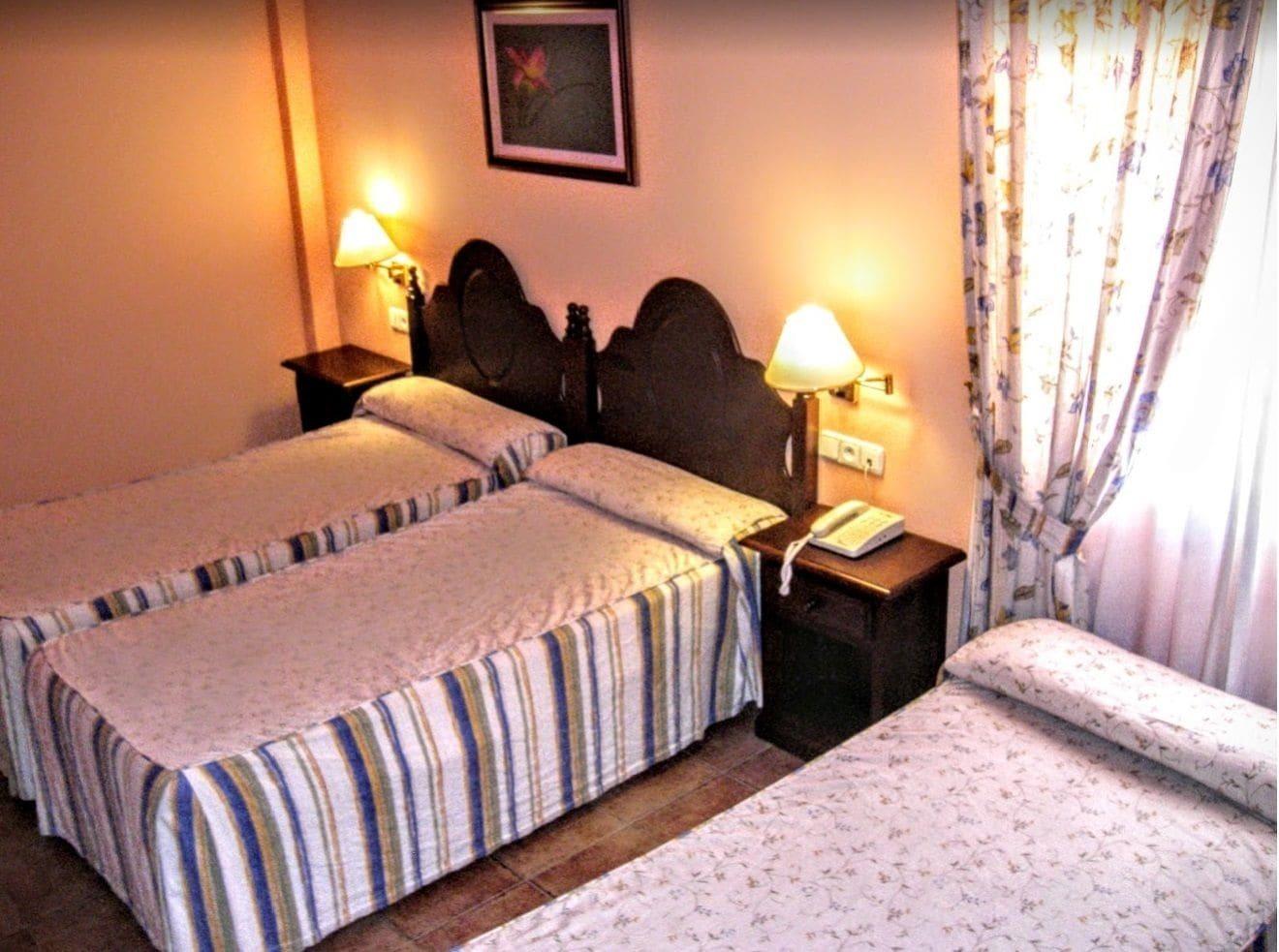 อัลเบนไซเร โฮเทล Hotel Fuensanta  ภายนอก รูปภาพ