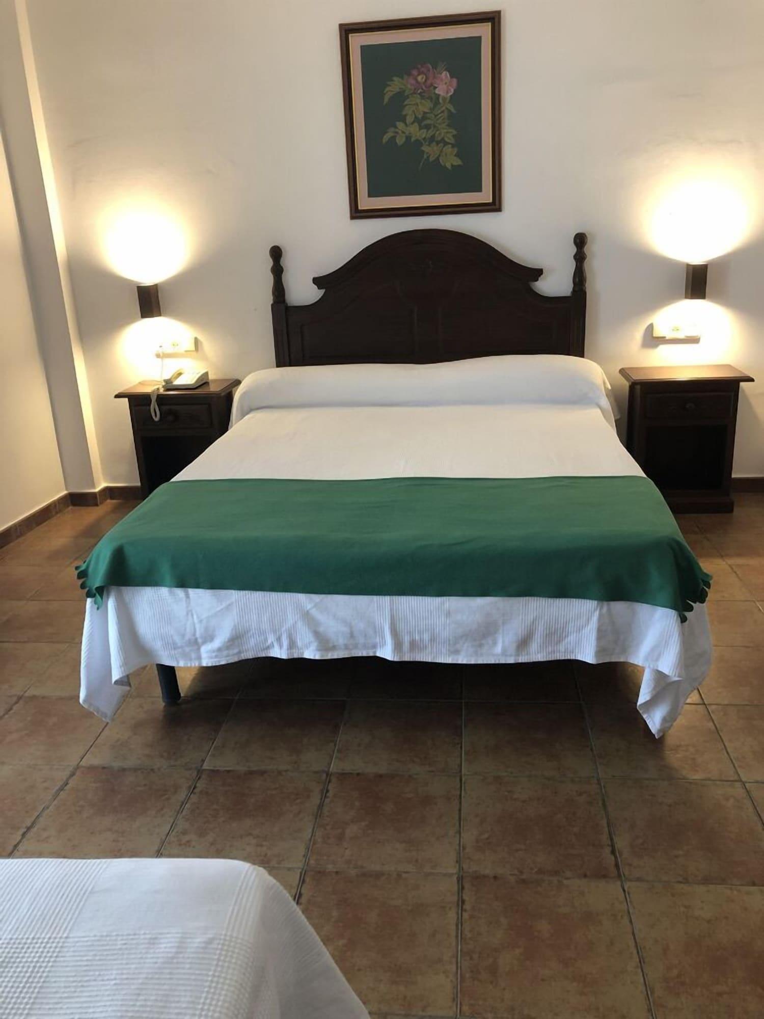 อัลเบนไซเร โฮเทล Hotel Fuensanta  ภายนอก รูปภาพ