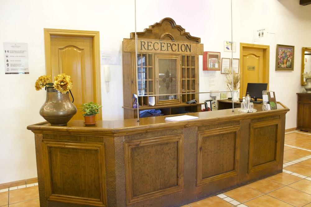 อัลเบนไซเร โฮเทล Hotel Fuensanta  ภายนอก รูปภาพ