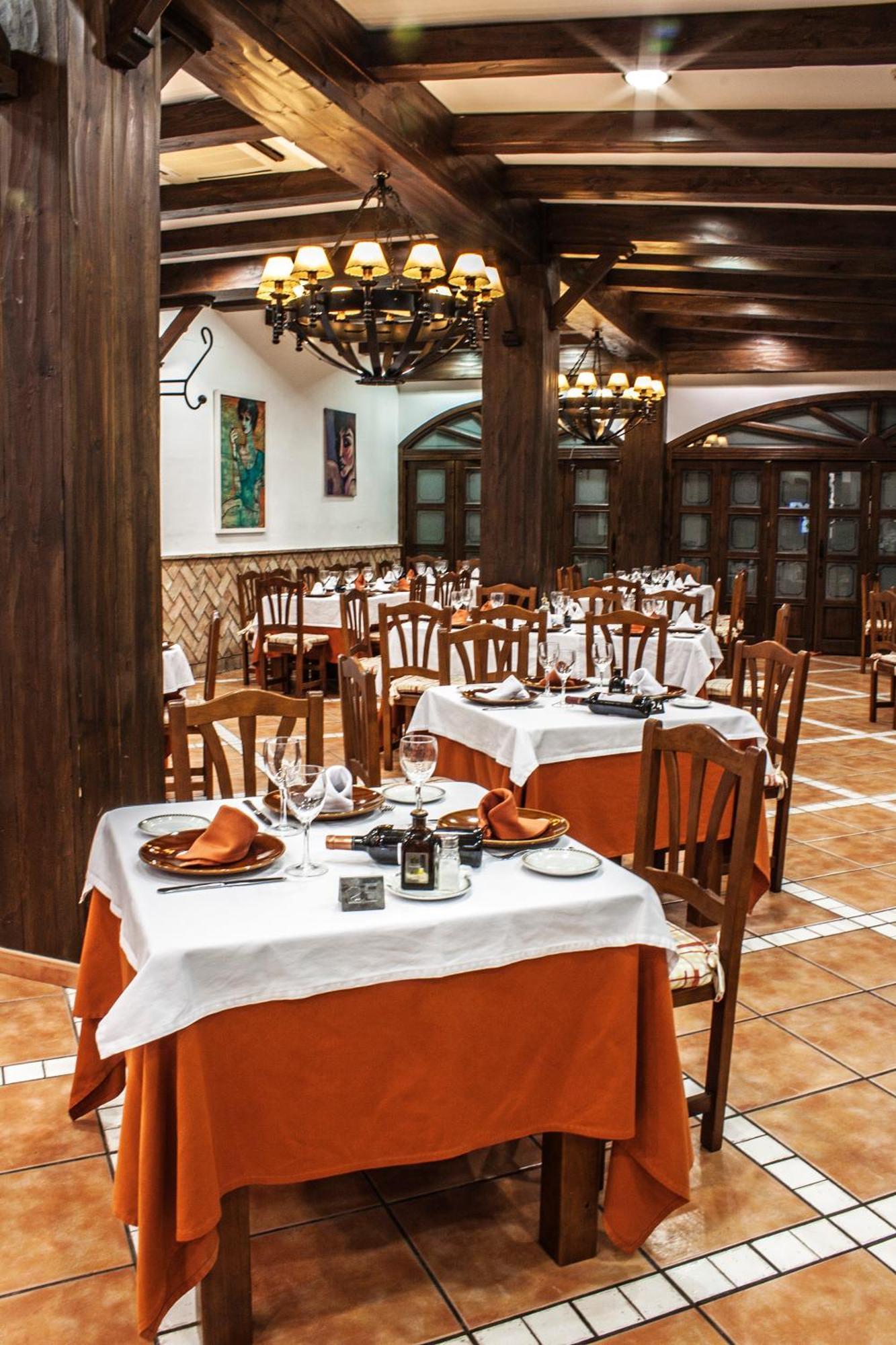 อัลเบนไซเร โฮเทล Hotel Fuensanta  ภายนอก รูปภาพ